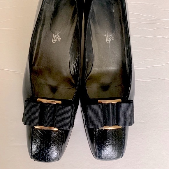 Black shiny real leather shoes with real snake skin cap toe beautiful large bow - Picture 2 of 8